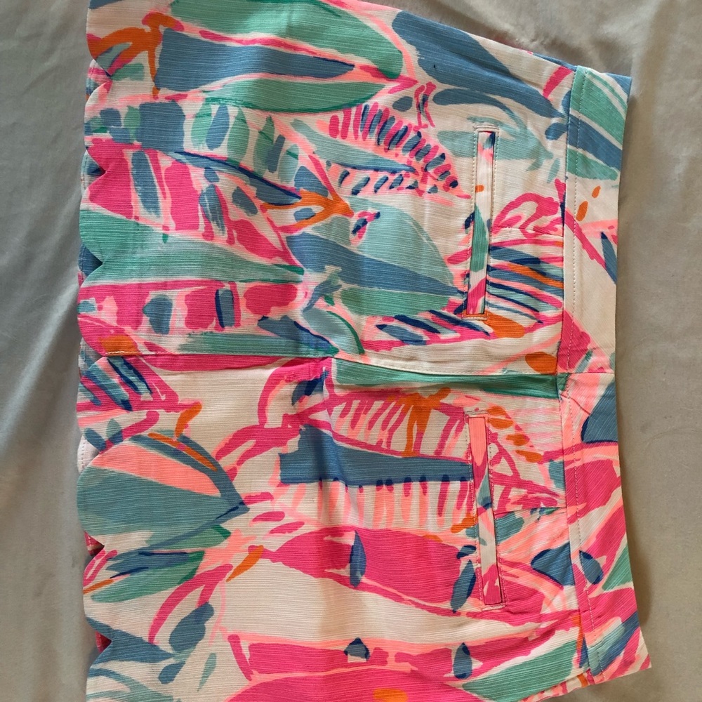 EUC Lilly Pulitzer skort size 6
